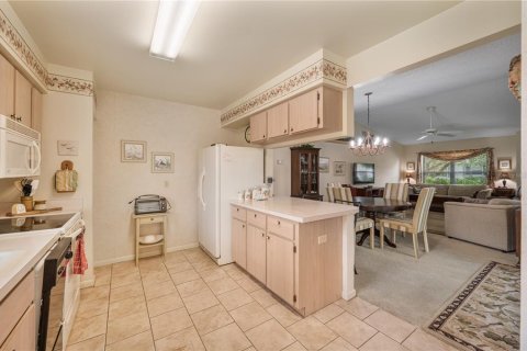 House in Lakeland, Florida 2 bedrooms, 104.33 sq.m. № 2221843 - photo 4