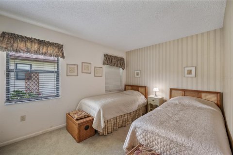 House in Lakeland, Florida 2 bedrooms, 104.33 sq.m. № 2221843 - photo 11