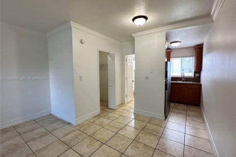 Снять в аренду квартиру в Форт-Лодердейл, Флорида № 2044196 - фото 11