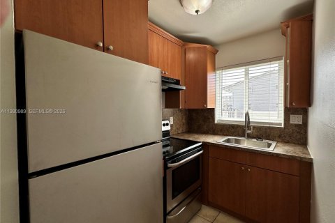 Снять в аренду квартиру в Форт-Лодердейл, Флорида № 2044196 - фото 5