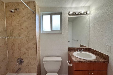 Снять в аренду квартиру в Форт-Лодердейл, Флорида № 2044196 - фото 13