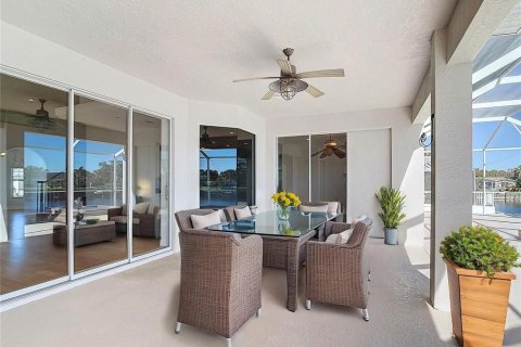 House in Port Charlotte, Florida 5 bedrooms, 320.51 sq.m. № 2423776 - photo 13