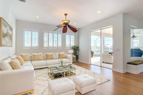 House in Port Charlotte, Florida 5 bedrooms, 320.51 sq.m. № 2423776 - photo 23