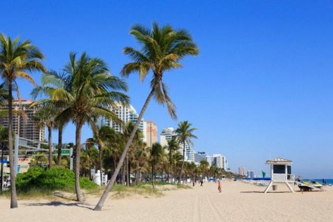 Condominio en venta en Coconut Creek, Florida, 2 dormitorios, 107.4 m2 № 1038156 - foto 1