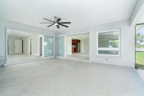Casa en venta en Englewood, Florida, 3 dormitorios, 176.79 m2 № 1902379 - foto 18