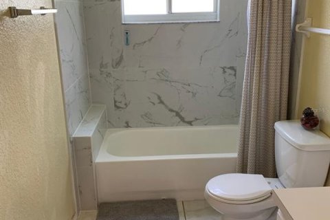 Apartamento en alquiler en Kissimmee, Florida, 3 dormitorios, 116.22 m2 № 1906386 - foto 10