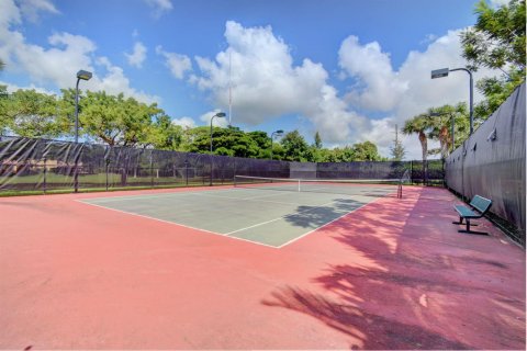 Townhouse in Boynton Beach, Florida 4 bedrooms, 182.65 sq.m. № 2086376 - photo 26