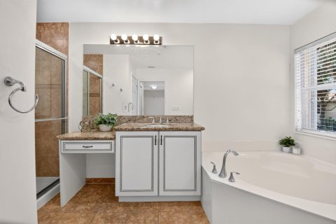 Townhouse in Boynton Beach, Florida 4 bedrooms, 182.65 sq.m. № 2086376 - photo 14