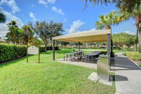 Townhouse in Boynton Beach, Florida 4 bedrooms, 182.65 sq.m. № 2086376 - photo 28