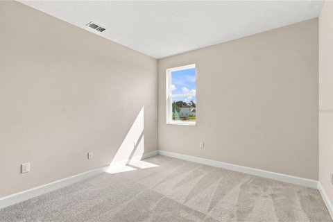 House in Apopka, Florida 5 bedrooms, 346.62 sq.m. № 2202556 - photo 20
