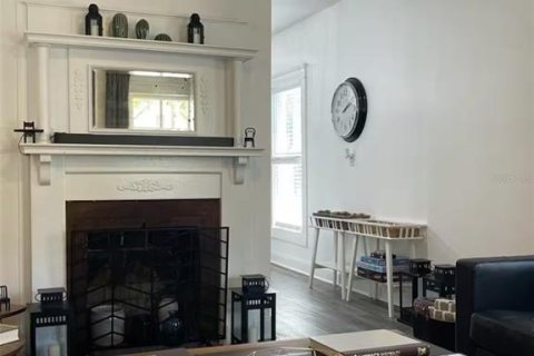 Villa ou maison à louer à Sanford, Floride: 4 chambres, 182.09 m2 № 2294695 - photo 8