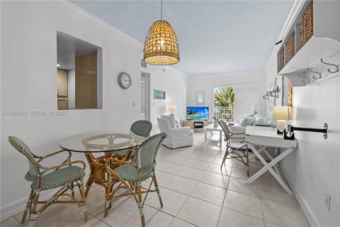 Condominio en venta en Key Biscayne, Florida, 1 dormitorio, 56.67 m2 № 2032046 - foto 7