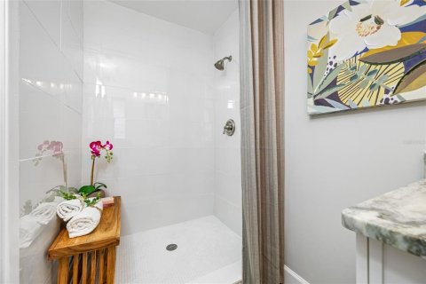 House in Seminole, Florida 3 bedrooms, 138.7 sq.m. № 1555951 - photo 17