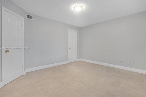 Copropriété à louer à Sunrise, Floride: 2 chambres, 98.94 m2 № 1996515 - photo 26