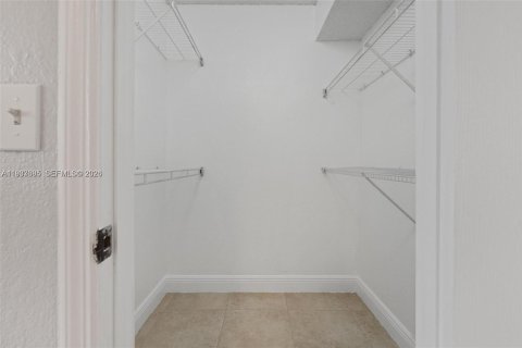 Copropriété à louer à Sunrise, Floride: 2 chambres, 98.94 m2 № 1996515 - photo 29