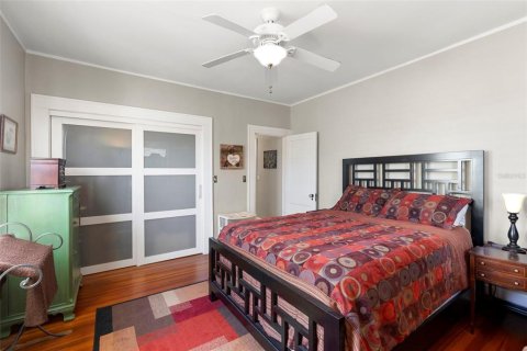 Casa en venta en Saint Petersburg, Florida, 2 dormitorios, 141.03 m2 № 2385887 - foto 23