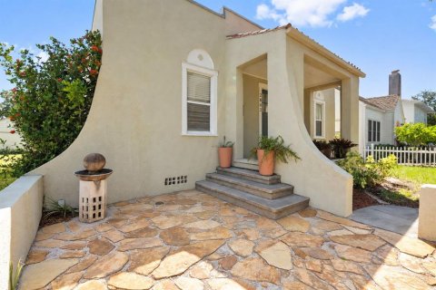 Casa en venta en Saint Petersburg, Florida, 2 dormitorios, 141.03 m2 № 2385887 - foto 6