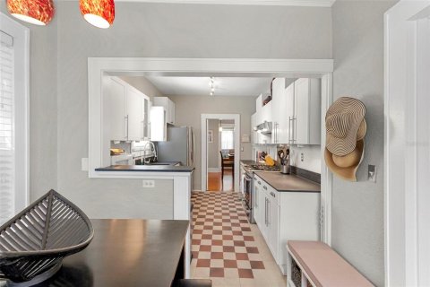 Casa en venta en Saint Petersburg, Florida, 2 dormitorios, 141.03 m2 № 2385887 - foto 19