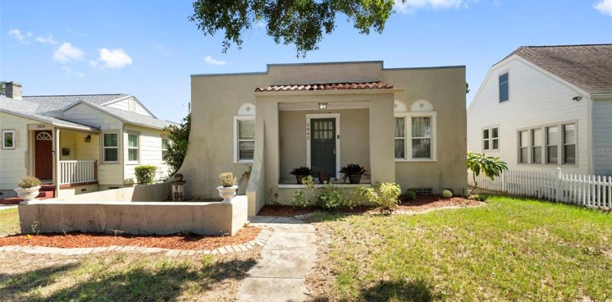 Casa en Saint Petersburg, Florida 2 dormitorios, 141.03 m2 № 2385887