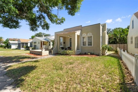 Casa en venta en Saint Petersburg, Florida, 2 dormitorios, 141.03 m2 № 2385887 - foto 4
