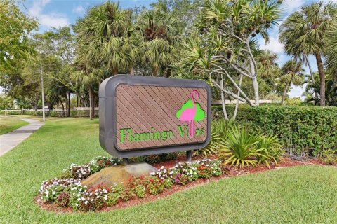 Condominio en venta en Pembroke Pines, Florida, 2 dormitorios, 127.09 m2 № 1975647 - foto 23