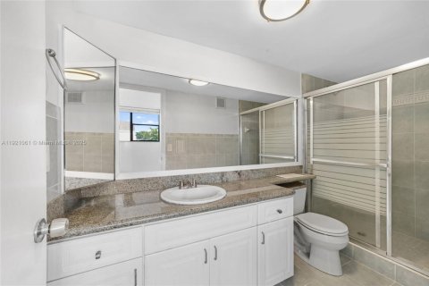 Condominio en venta en Pembroke Pines, Florida, 2 dormitorios, 127.09 m2 № 1975647 - foto 19