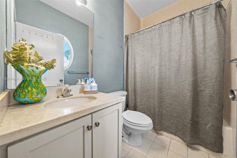 Adosado en venta en Dania Beach, Florida, 3 dormitorios, 128.39 m2 № 2068725 - foto 24