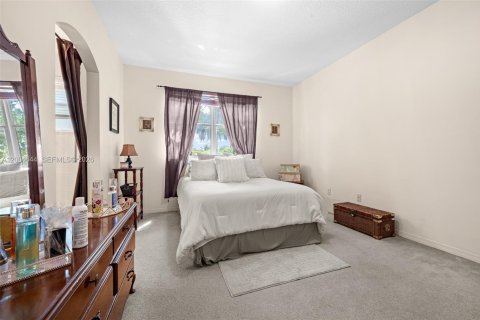 Adosado en venta en Dania Beach, Florida, 3 dormitorios, 128.39 m2 № 2068725 - foto 16