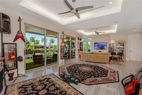 Villa ou maison à vendre à Fort Lauderdale, Floride: 3 chambres, 395.3 m2 № 1996420 - photo 26