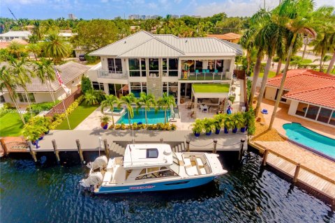 Villa ou maison à vendre à Fort Lauderdale, Floride: 3 chambres, 395.3 m2 № 1996420 - photo 2