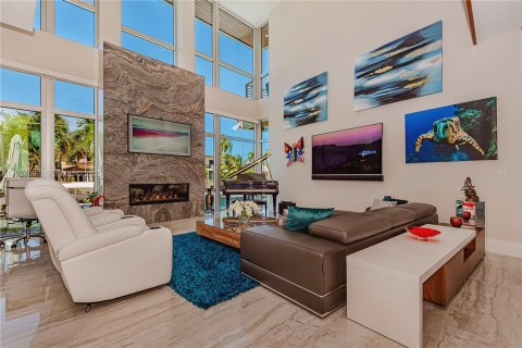 Villa ou maison à vendre à Fort Lauderdale, Floride: 3 chambres, 395.3 m2 № 1996420 - photo 10