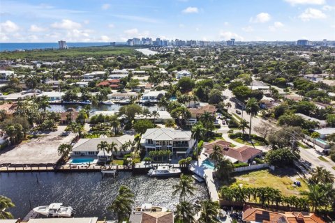 Villa ou maison à vendre à Fort Lauderdale, Floride: 3 chambres, 395.3 m2 № 1996420 - photo 4
