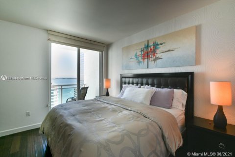 Condo in Miami, Florida, 2 bedrooms  № 1488337 - photo 8