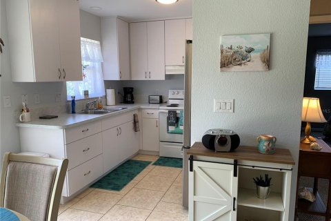 House in Port Charlotte, Florida 2 bedrooms, 88.07 sq.m. № 1795376 - photo 11