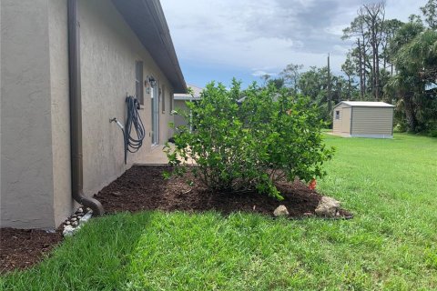 House in Port Charlotte, Florida 2 bedrooms, 88.07 sq.m. № 1795376 - photo 26