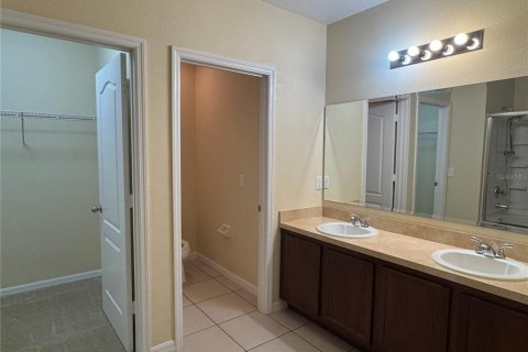 Casa en venta en Kissimmee, Florida, 3 dormitorios, 143.16 m2 № 1918551 - foto 13