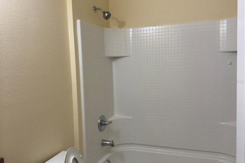 Casa en venta en Kissimmee, Florida, 3 dormitorios, 143.16 m2 № 1918551 - foto 18