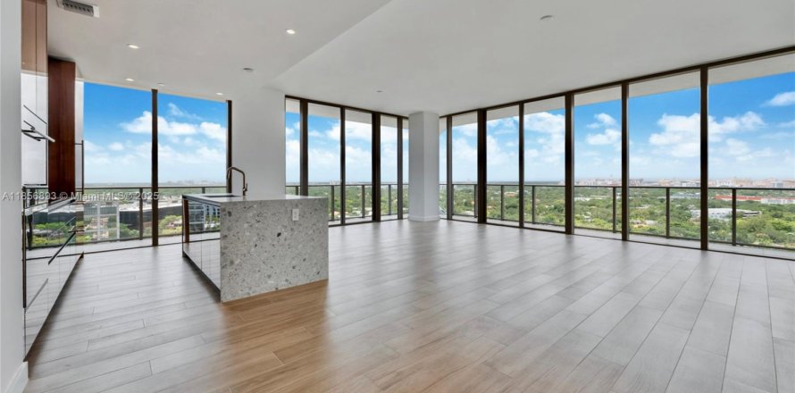 Condo in Miami, Florida, 3 bedrooms  № 1881477