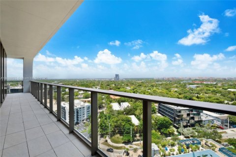 Condo in Miami, Florida, 3 bedrooms  № 1881477 - photo 22