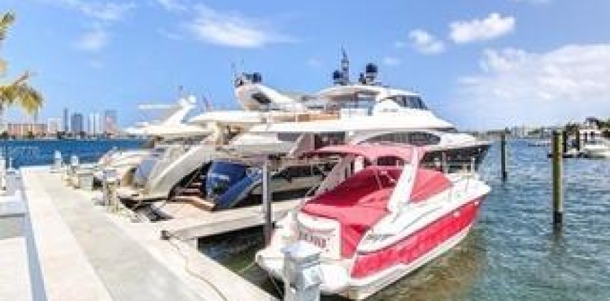 Condominio en Aventura, Florida, 2 dormitorios  № 1007420