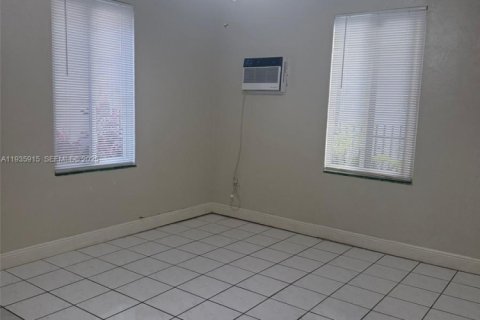 Apartment in Miami Beach, Florida 1 bedroom, 83.61 sq.m. № 1994001 - photo 8