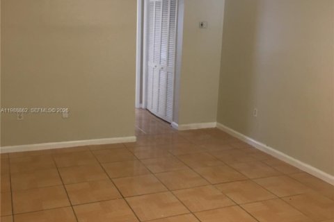 Купить кондоминиум в Норт-Майами-Бич, Флорида 1 спальня, 49.24м2, № 2051081 - фото 2