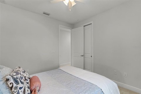 Townhouse in LAKESHORE in Winter Garden, Florida 3 bedrooms, 190.64 sq.m. № 1900309 - photo 23