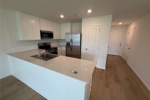 Touwnhouse à louer à Winter Haven, Floride: 3 chambres, 132.2 m2 № 2410545 - photo 12