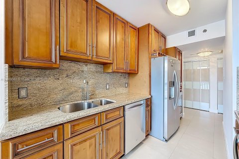 Copropriété à louer à Aventura, Floride: 2 chambres, 114.27 m2 № 1941238 - photo 8