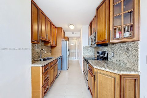 Copropriété à louer à Aventura, Floride: 2 chambres, 114.27 m2 № 1941238 - photo 7