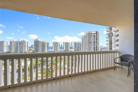 Copropriété à louer à Aventura, Floride: 2 chambres, 114.27 m2 № 1941238 - photo 29