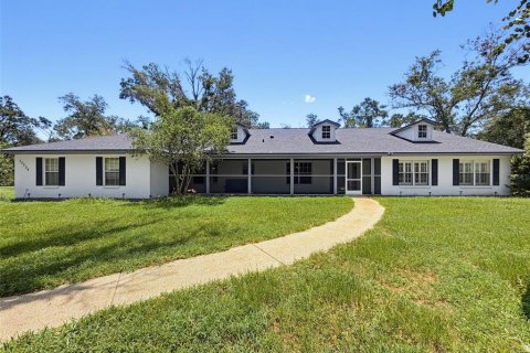 House in Spring Hill, Florida 6 bedrooms, 374.02 sq.m. № 2157756