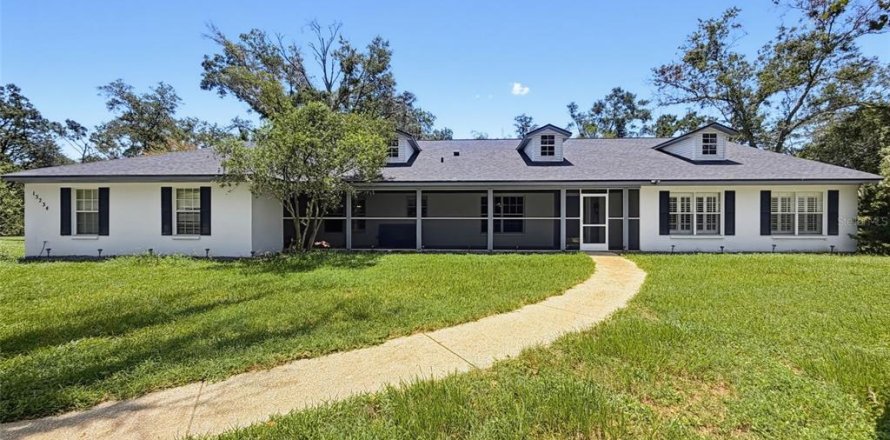 Casa en Spring Hill, Florida 6 dormitorios, 374.02 m2 № 2157756