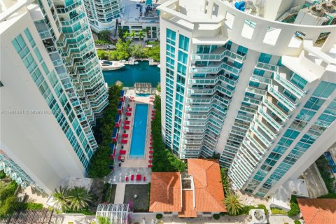 Condo in Sunny Isles Beach, Florida, 3 bedrooms  № 1890767 - photo 22